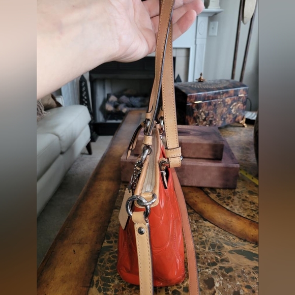 Coach patent leather crossbody/shoulder bag - Picture 7 of 16